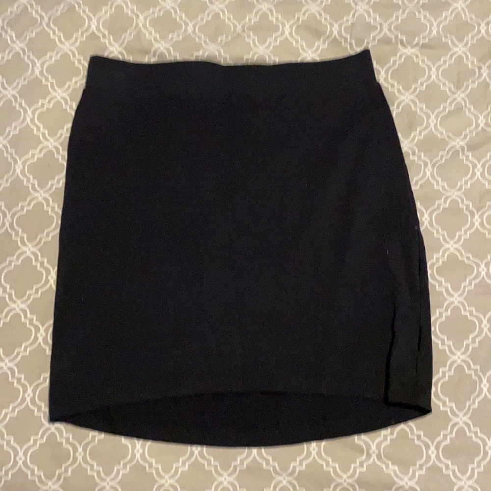 Basic Black jersey skirt